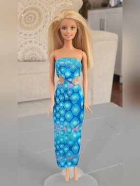 Mattel Barbie Blonde 2000s Fashion Model Doll in Blue Dress Cute